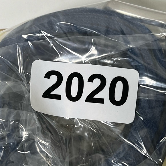 Vineyard Vines 42W Navy Knit Cotton Woven Belt Leather Accents Metal Clasp Prep - Picture 10 of 10